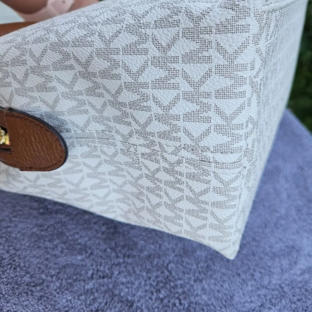 NWT Michael kors shoulder bag